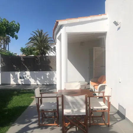 Appartamento Acogedora Casa Unifamiliar Junto A La Playa
