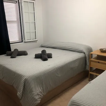 Acogedora Casa Unifamiliar Junto A La Playa Appartement *